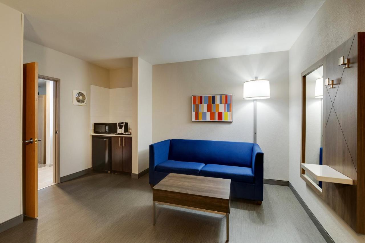 Holiday Inn Express I-95 Capitol Beltway - Largo By Ihg Exterior photo