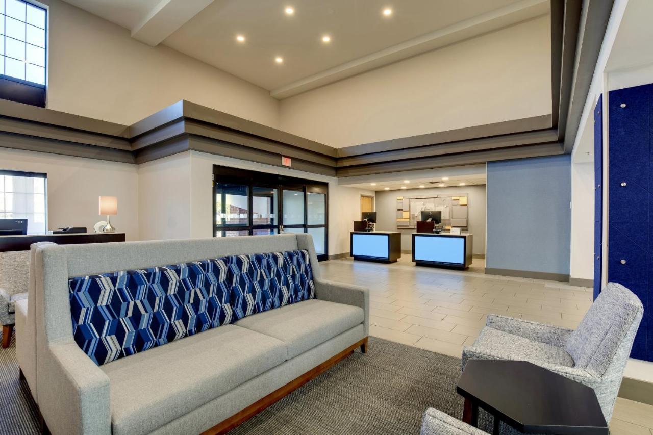 Holiday Inn Express I-95 Capitol Beltway - Largo By Ihg Exterior photo